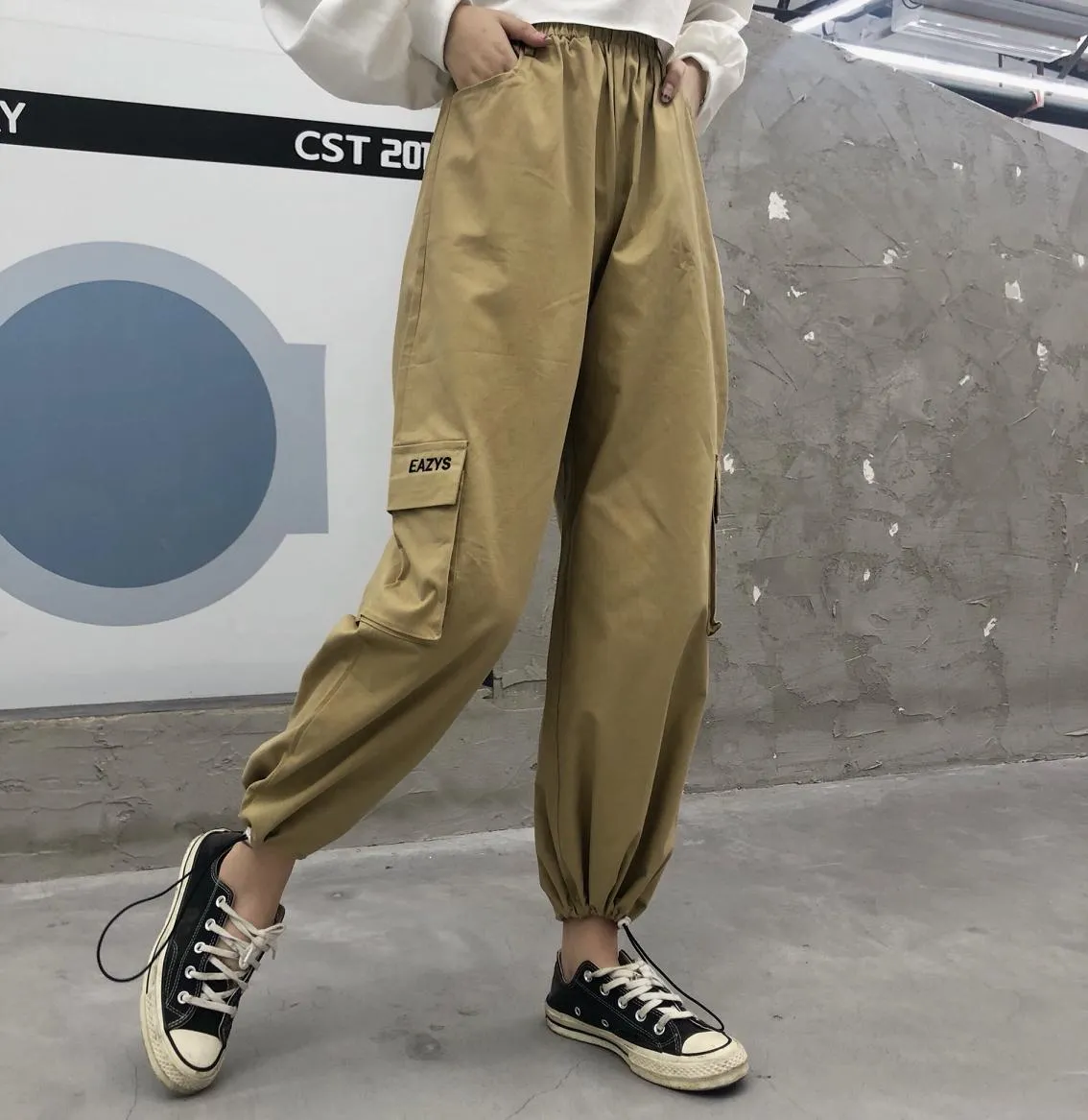 2022 Blogger harajuku streetwear drawstring cuff cargo pants for boys and girls overalls
